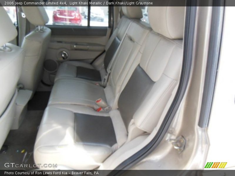 Rear Seat of 2006 Commander Limited 4x4