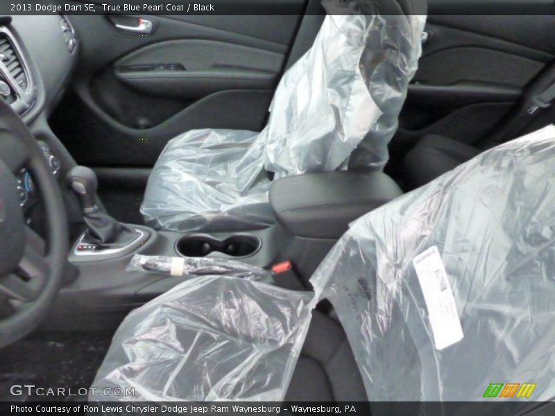 True Blue Pearl Coat / Black 2013 Dodge Dart SE