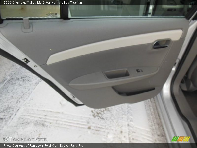 Silver Ice Metallic / Titanium 2011 Chevrolet Malibu LS