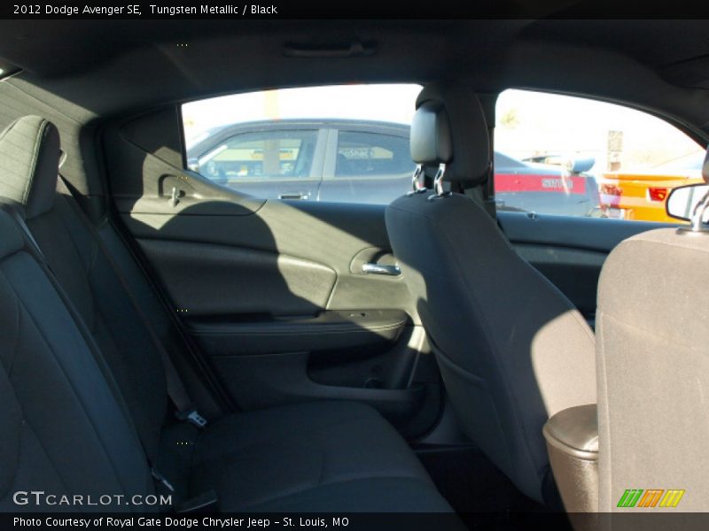 Tungsten Metallic / Black 2012 Dodge Avenger SE