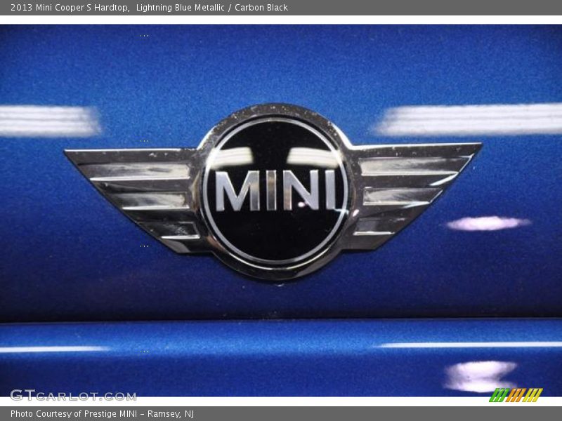 Lightning Blue Metallic / Carbon Black 2013 Mini Cooper S Hardtop