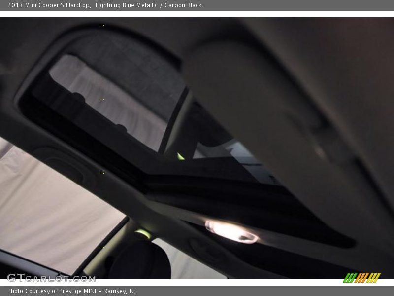 Lightning Blue Metallic / Carbon Black 2013 Mini Cooper S Hardtop
