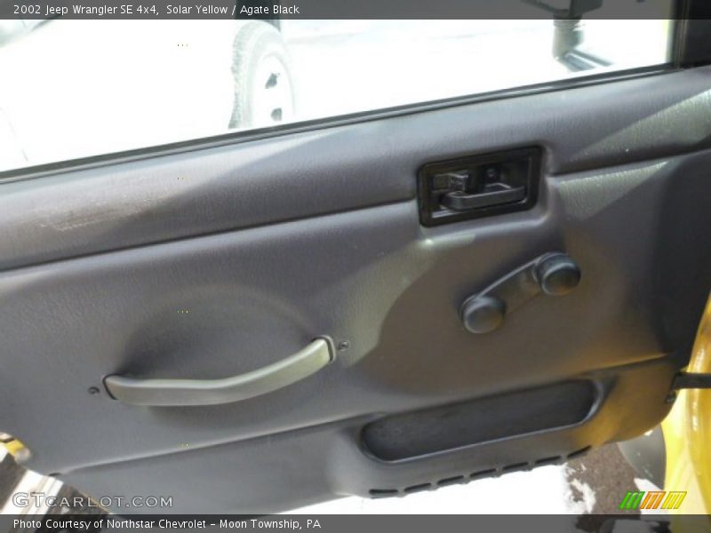 Solar Yellow / Agate Black 2002 Jeep Wrangler SE 4x4