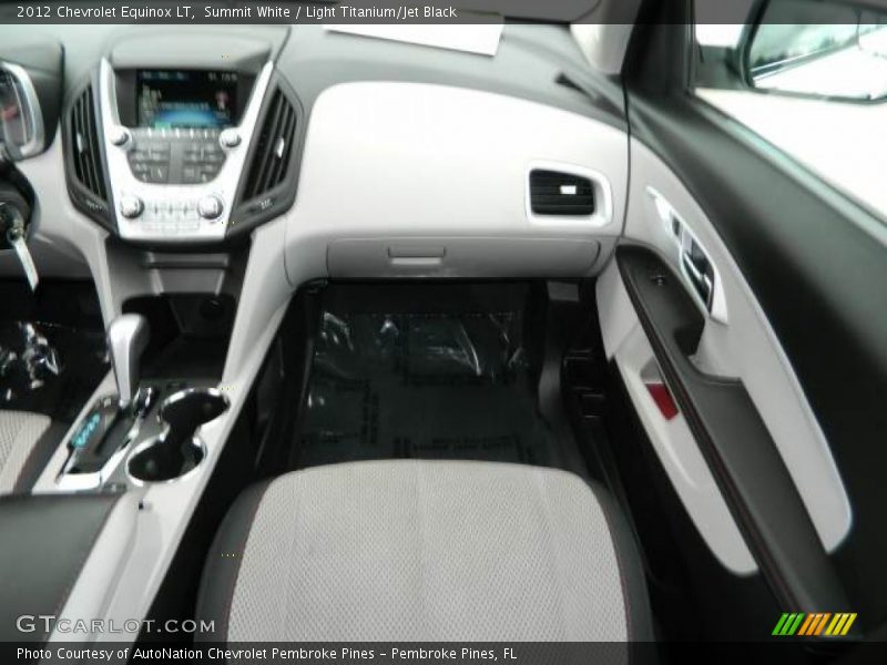 Summit White / Light Titanium/Jet Black 2012 Chevrolet Equinox LT