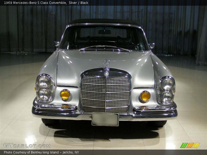 Silver / Black 1969 Mercedes-Benz S Class Convertible