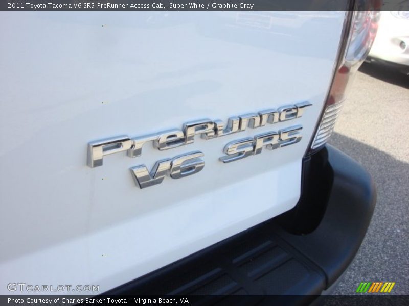 Super White / Graphite Gray 2011 Toyota Tacoma V6 SR5 PreRunner Access Cab