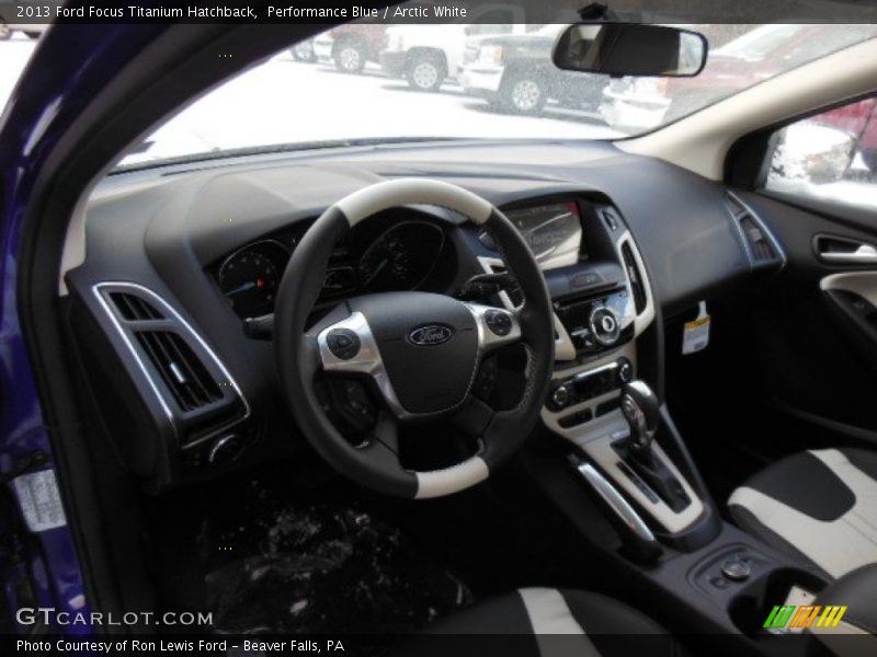 Arctic White Interior - 2013 Focus Titanium Hatchback 
