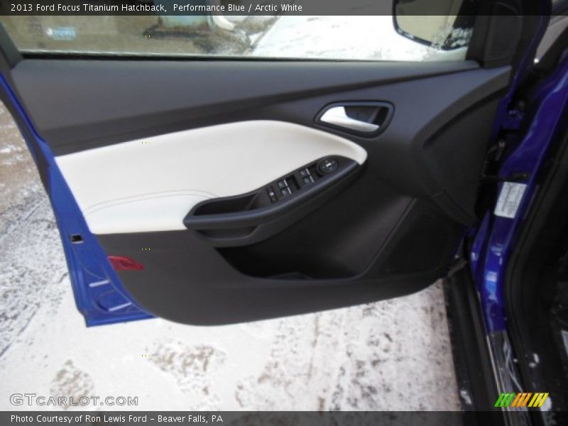 Door Panel of 2013 Focus Titanium Hatchback