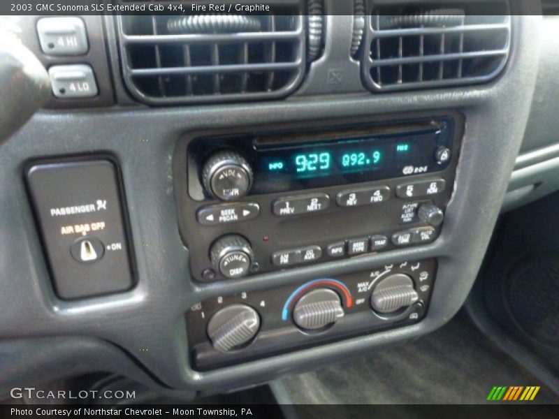 Fire Red / Graphite 2003 GMC Sonoma SLS Extended Cab 4x4