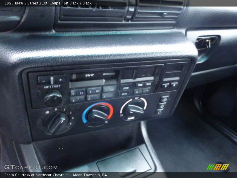 Controls of 1995 3 Series 318ti Coupe