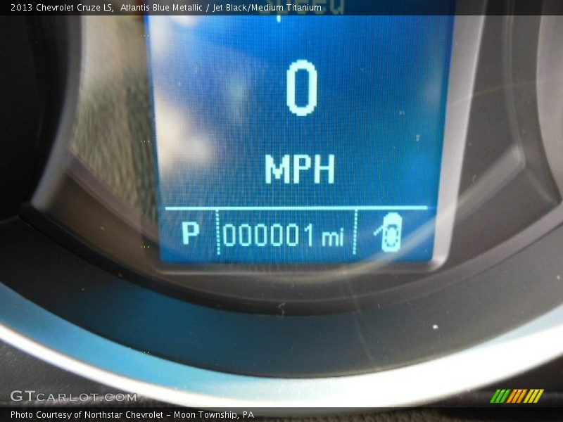 Atlantis Blue Metallic / Jet Black/Medium Titanium 2013 Chevrolet Cruze LS