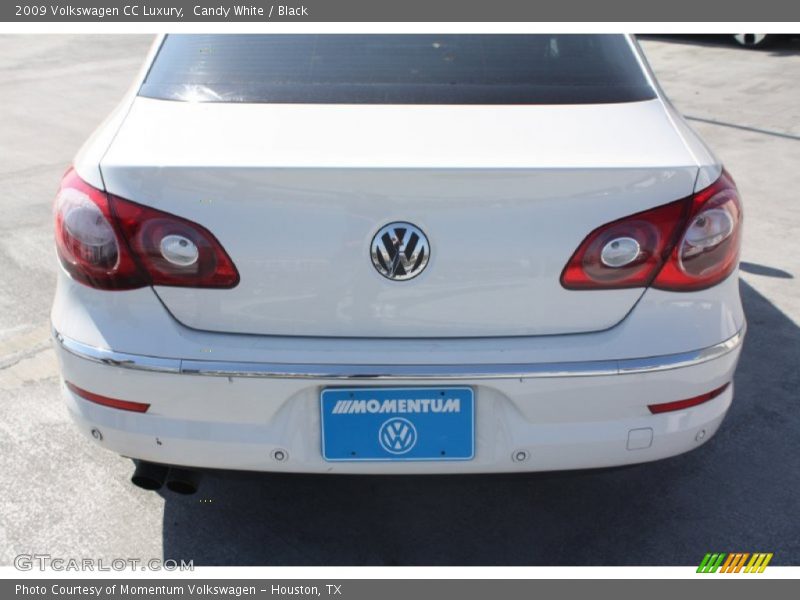 Candy White / Black 2009 Volkswagen CC Luxury