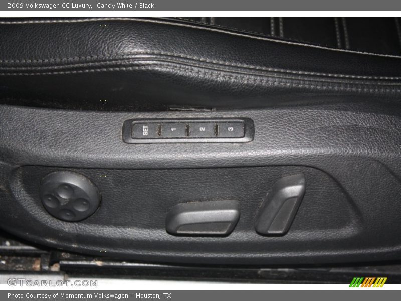 Candy White / Black 2009 Volkswagen CC Luxury