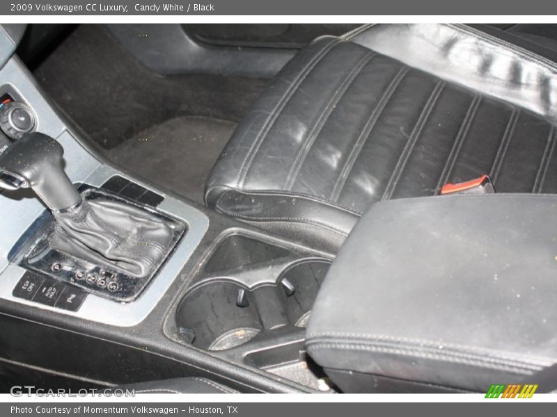 Candy White / Black 2009 Volkswagen CC Luxury