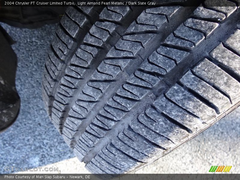 Light Almond Pearl Metallic / Dark Slate Gray 2004 Chrysler PT Cruiser Limited Turbo