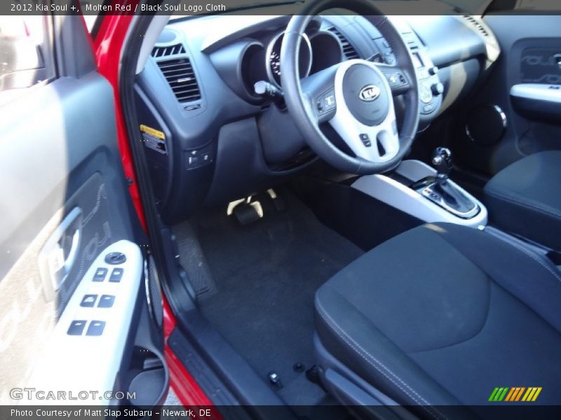 Molten Red / Black Soul Logo Cloth 2012 Kia Soul +