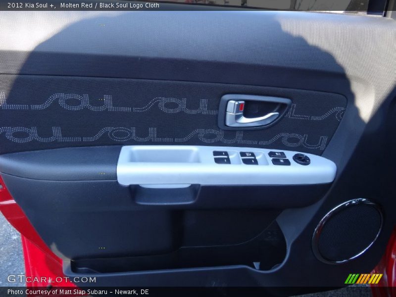 Molten Red / Black Soul Logo Cloth 2012 Kia Soul +