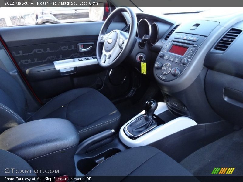 Molten Red / Black Soul Logo Cloth 2012 Kia Soul +