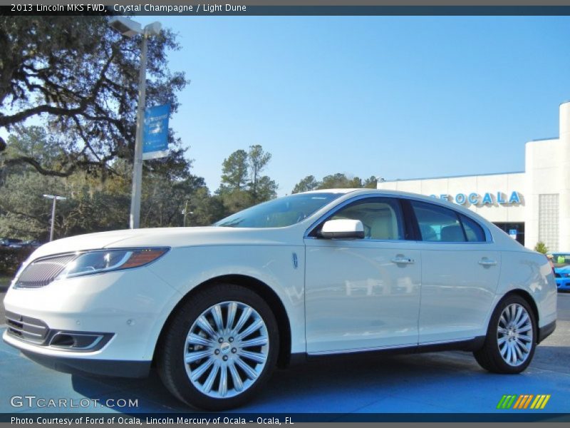 Crystal Champagne / Light Dune 2013 Lincoln MKS FWD