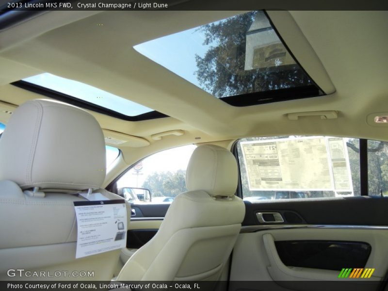 Crystal Champagne / Light Dune 2013 Lincoln MKS FWD