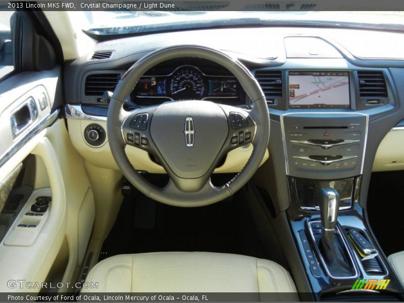 Crystal Champagne / Light Dune 2013 Lincoln MKS FWD