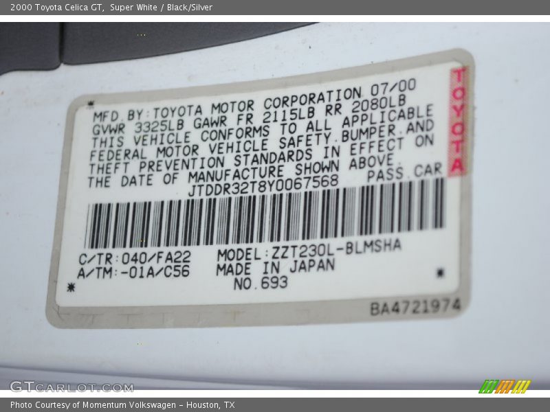 Super White / Black/Silver 2000 Toyota Celica GT