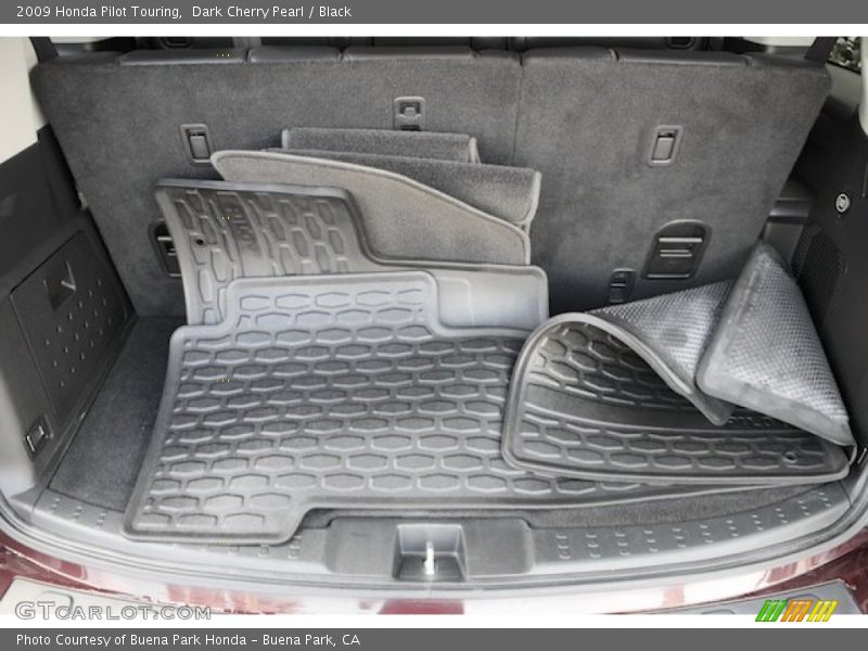 Dark Cherry Pearl / Black 2009 Honda Pilot Touring