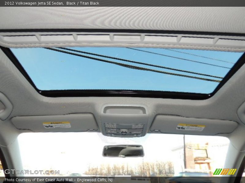 Black / Titan Black 2012 Volkswagen Jetta SE Sedan