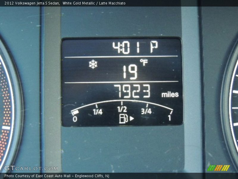 White Gold Metallic / Latte Macchiato 2012 Volkswagen Jetta S Sedan