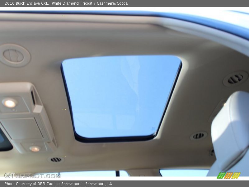 White Diamond Tricoat / Cashmere/Cocoa 2010 Buick Enclave CXL