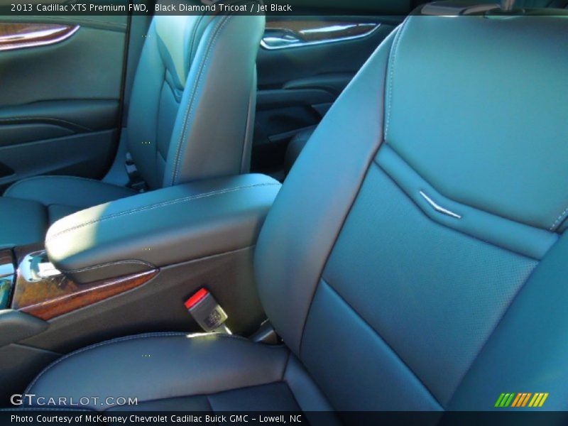 Black Diamond Tricoat / Jet Black 2013 Cadillac XTS Premium FWD