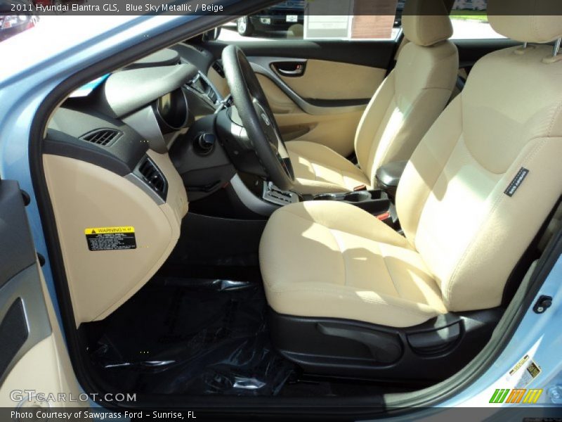Front Seat of 2011 Elantra GLS