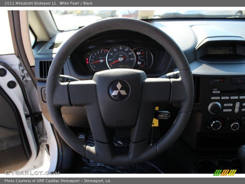 White Pearl / Black 2011 Mitsubishi Endeavor LS