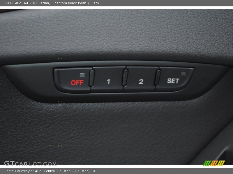 Phantom Black Pearl / Black 2013 Audi A4 2.0T Sedan
