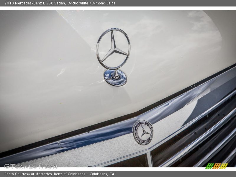 Arctic White / Almond Beige 2010 Mercedes-Benz E 350 Sedan