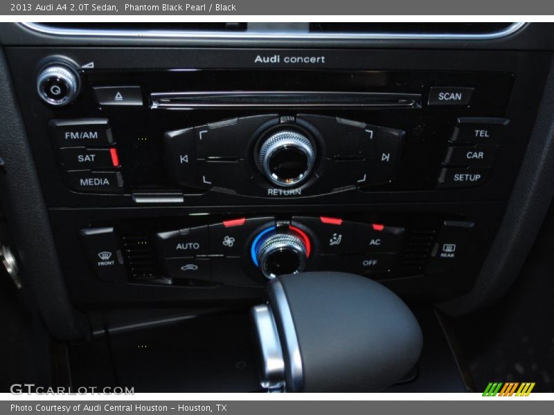 Phantom Black Pearl / Black 2013 Audi A4 2.0T Sedan