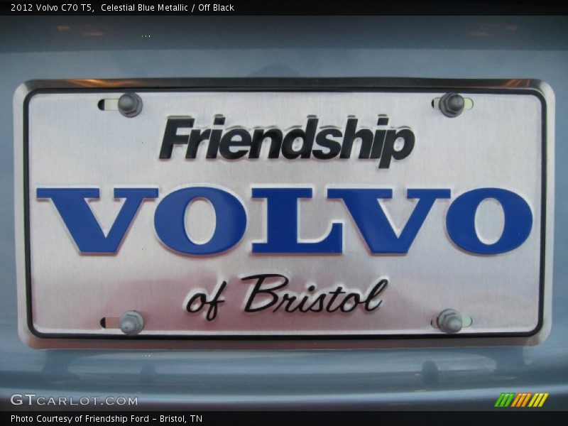 Celestial Blue Metallic / Off Black 2012 Volvo C70 T5