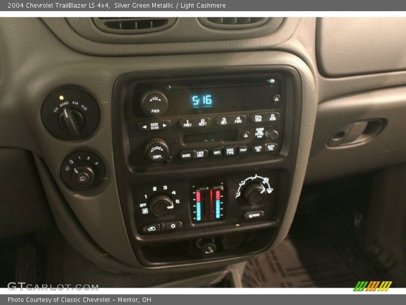 Silver Green Metallic / Light Cashmere 2004 Chevrolet TrailBlazer LS 4x4