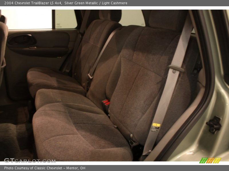 Silver Green Metallic / Light Cashmere 2004 Chevrolet TrailBlazer LS 4x4