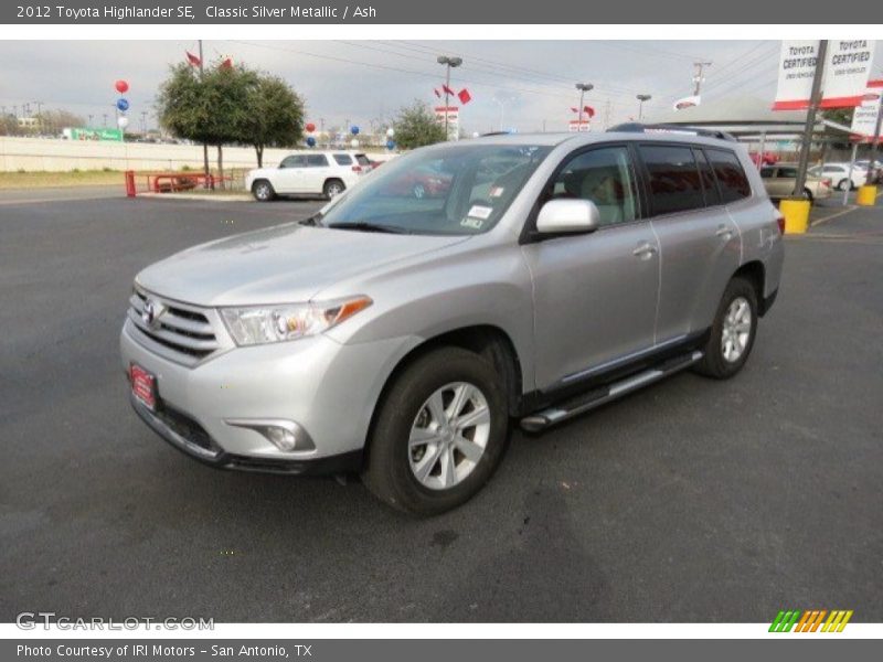 Classic Silver Metallic / Ash 2012 Toyota Highlander SE