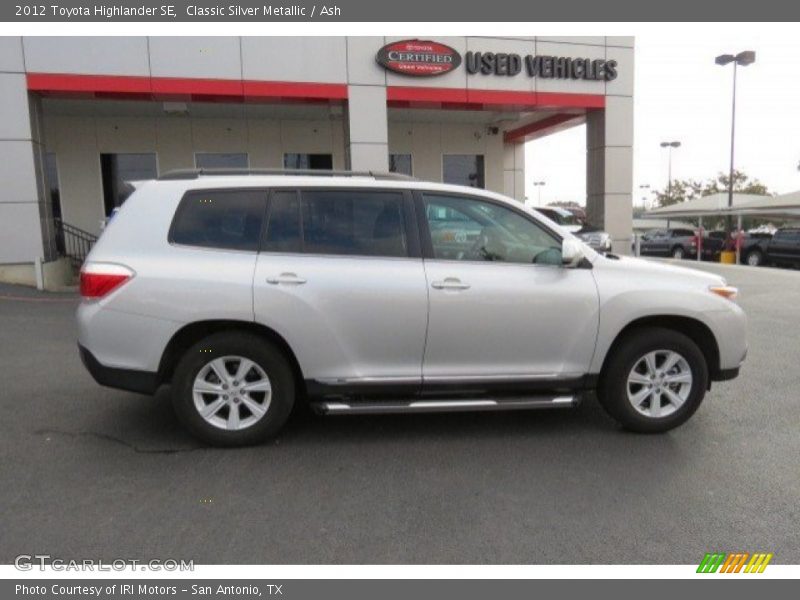Classic Silver Metallic / Ash 2012 Toyota Highlander SE