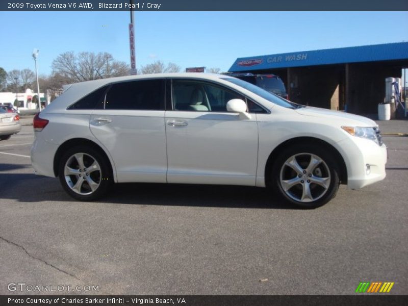 Blizzard Pearl / Gray 2009 Toyota Venza V6 AWD