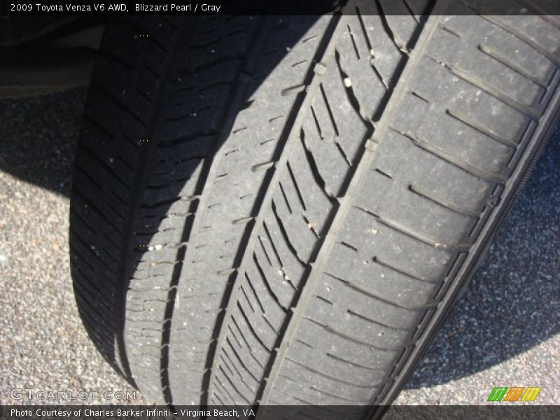 Blizzard Pearl / Gray 2009 Toyota Venza V6 AWD