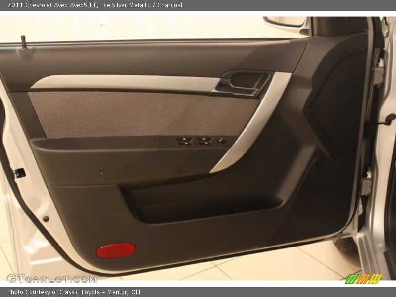 Ice Silver Metallic / Charcoal 2011 Chevrolet Aveo Aveo5 LT