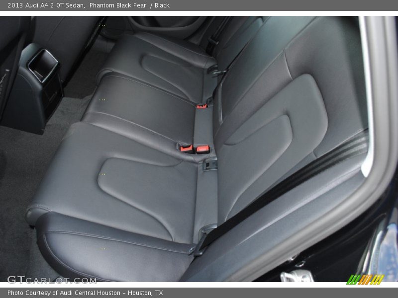 Phantom Black Pearl / Black 2013 Audi A4 2.0T Sedan