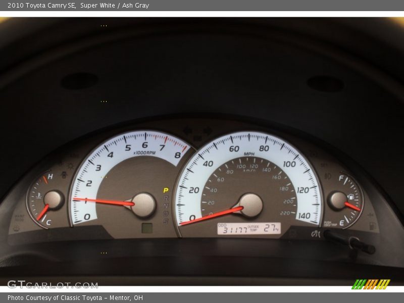 Super White / Ash Gray 2010 Toyota Camry SE