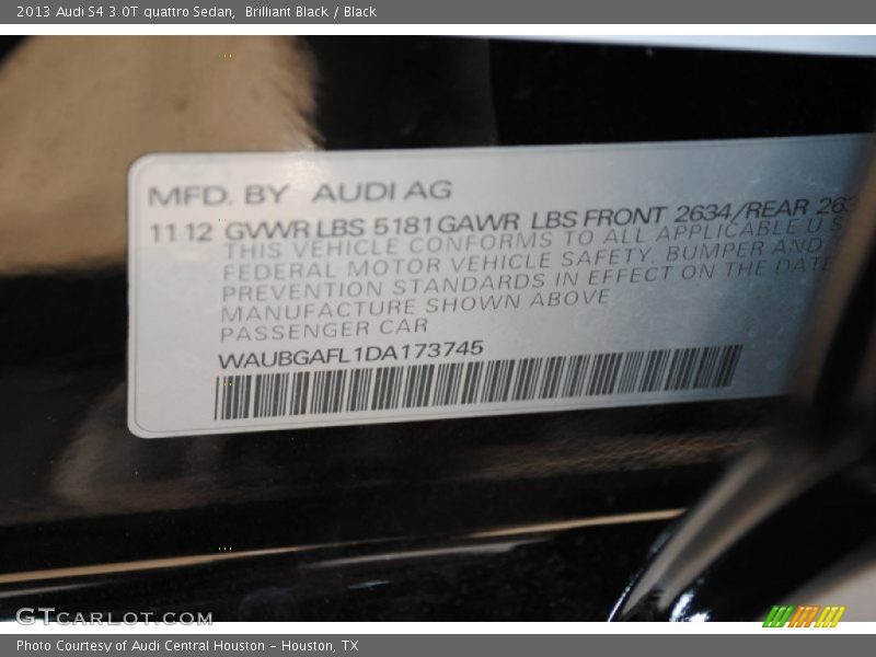 Brilliant Black / Black 2013 Audi S4 3.0T quattro Sedan