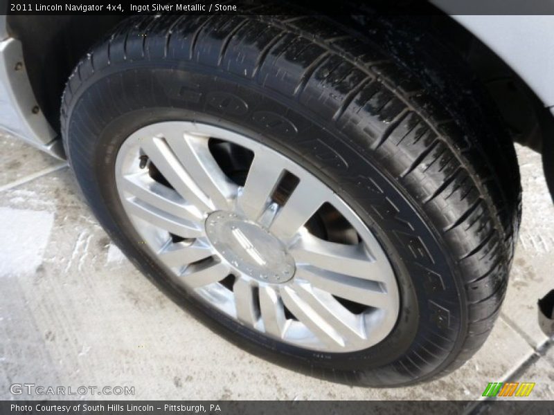 Ingot Silver Metallic / Stone 2011 Lincoln Navigator 4x4