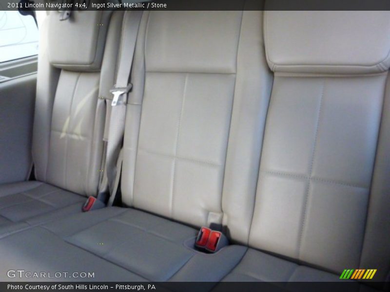 Ingot Silver Metallic / Stone 2011 Lincoln Navigator 4x4