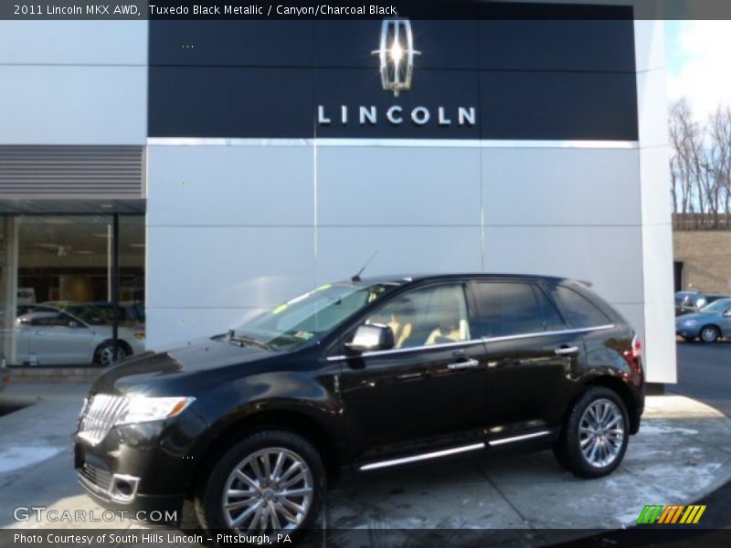 Tuxedo Black Metallic / Canyon/Charcoal Black 2011 Lincoln MKX AWD